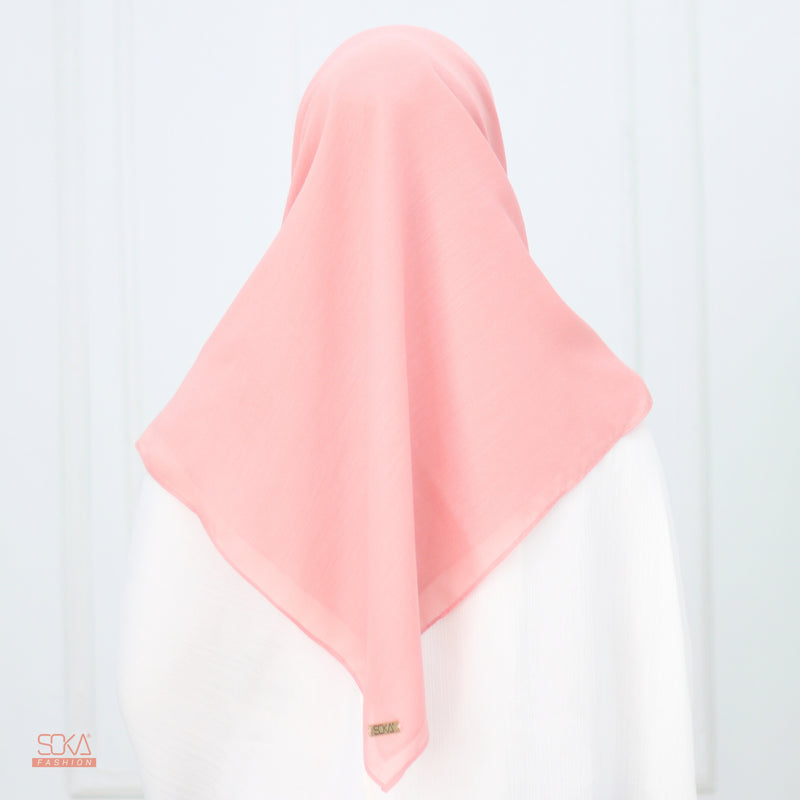 Hijab Segi Empat Paris Premium Baby Pink - Fashion Muslim