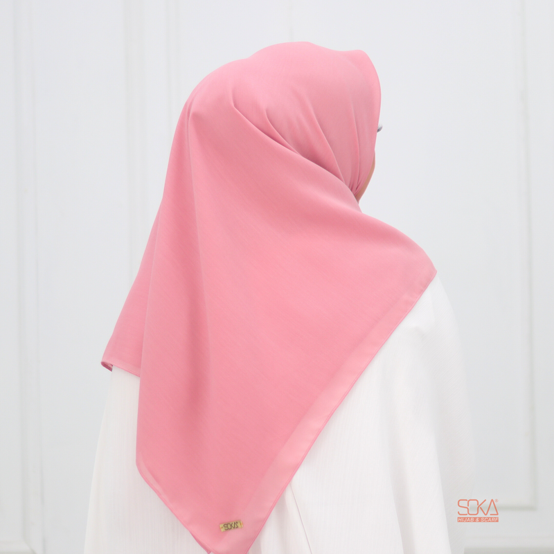 Hijab Segi Empat Paris Premium Pink - Fashion Muslim