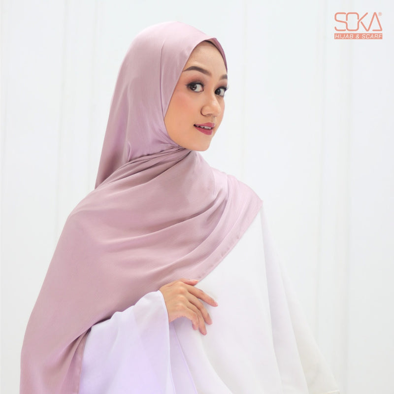 Hijab Pashmina Shimmer Silk Shwarna Dusty Purple Premium - Fashion Muslim