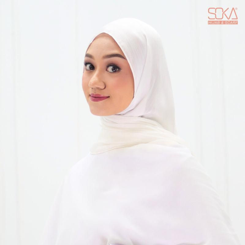 Hijab Pashmina Shimmer Silk Shwarna White Premium - Fashion Muslim